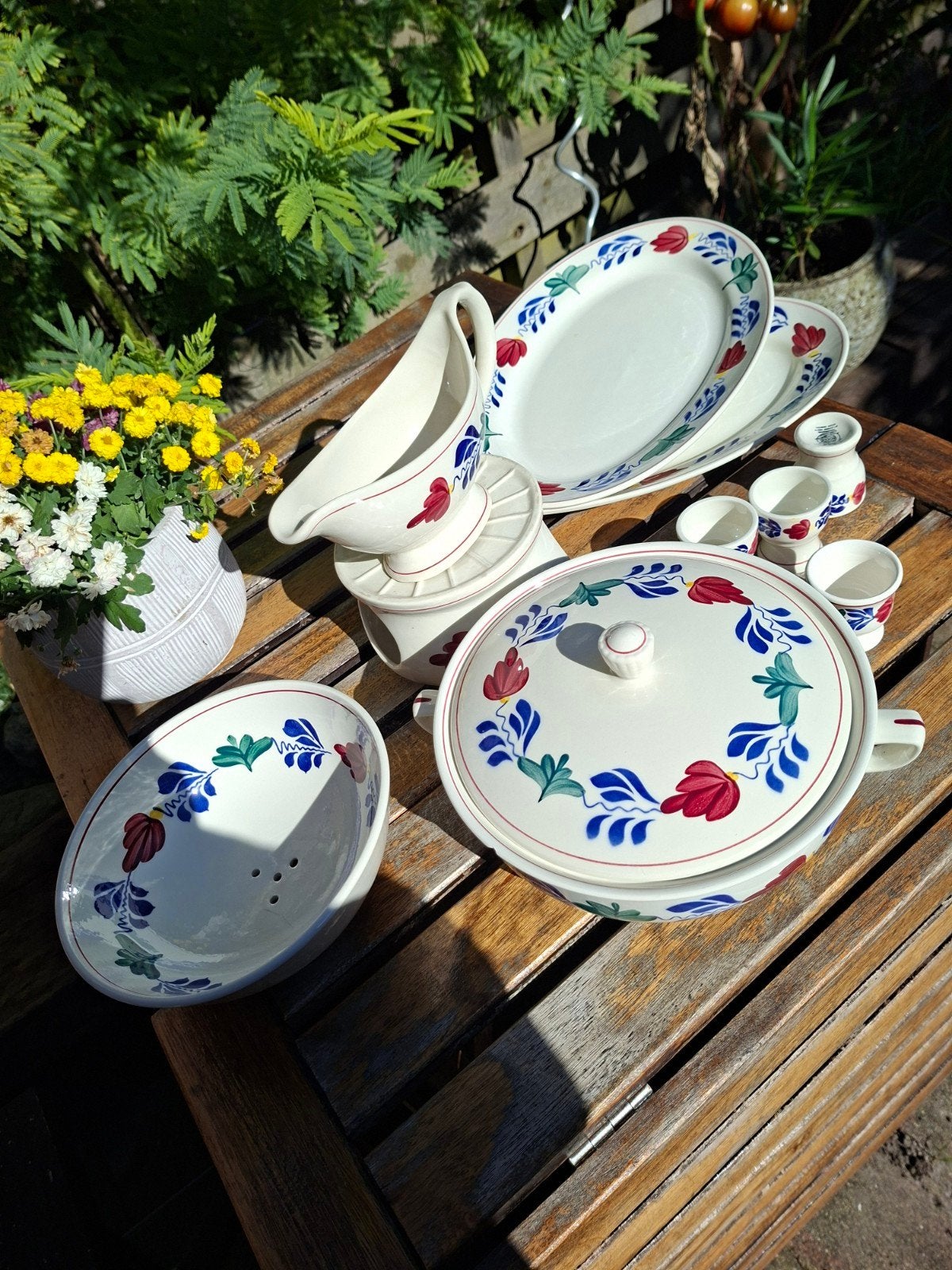 Prachtig Boerenbont servies - Compleet en zo goed als nieuw, Ophalen, Overige merken, Keramiek, Landelijk/Boerenbont