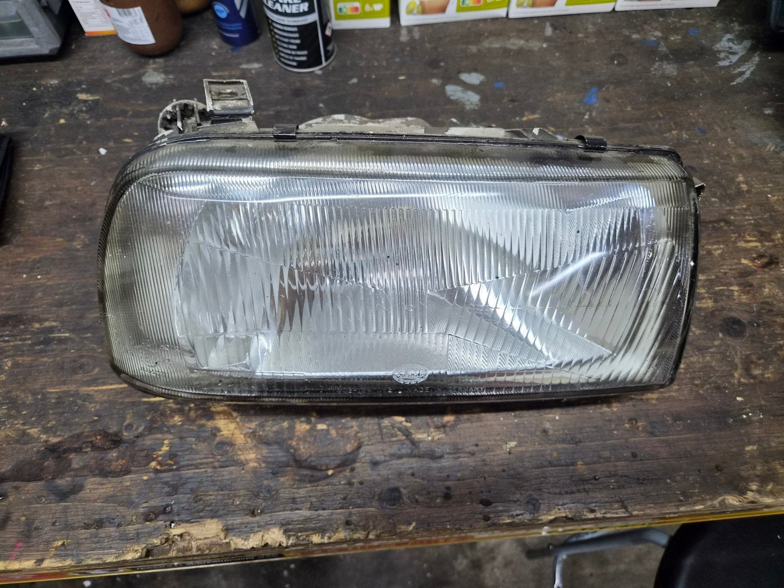 Volkswagen Vento Hella koplamp rechts, Ophalen of Verzenden, Gebruikt, Volkswagen