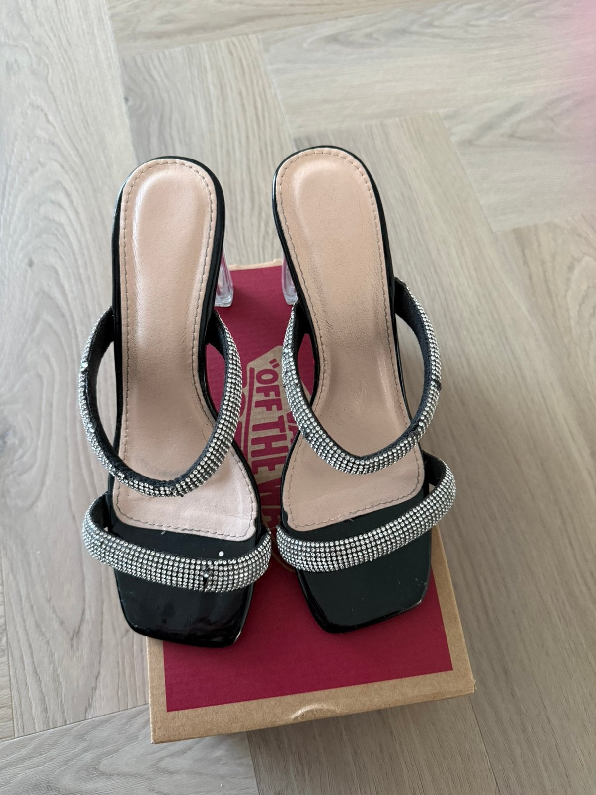 Hoge hakken pumps maat 39(high heels,muiltjes,stiletto’s), Zwart, Zo goed als nieuw, Sandalen of Muiltjes, Ophalen of Verzenden