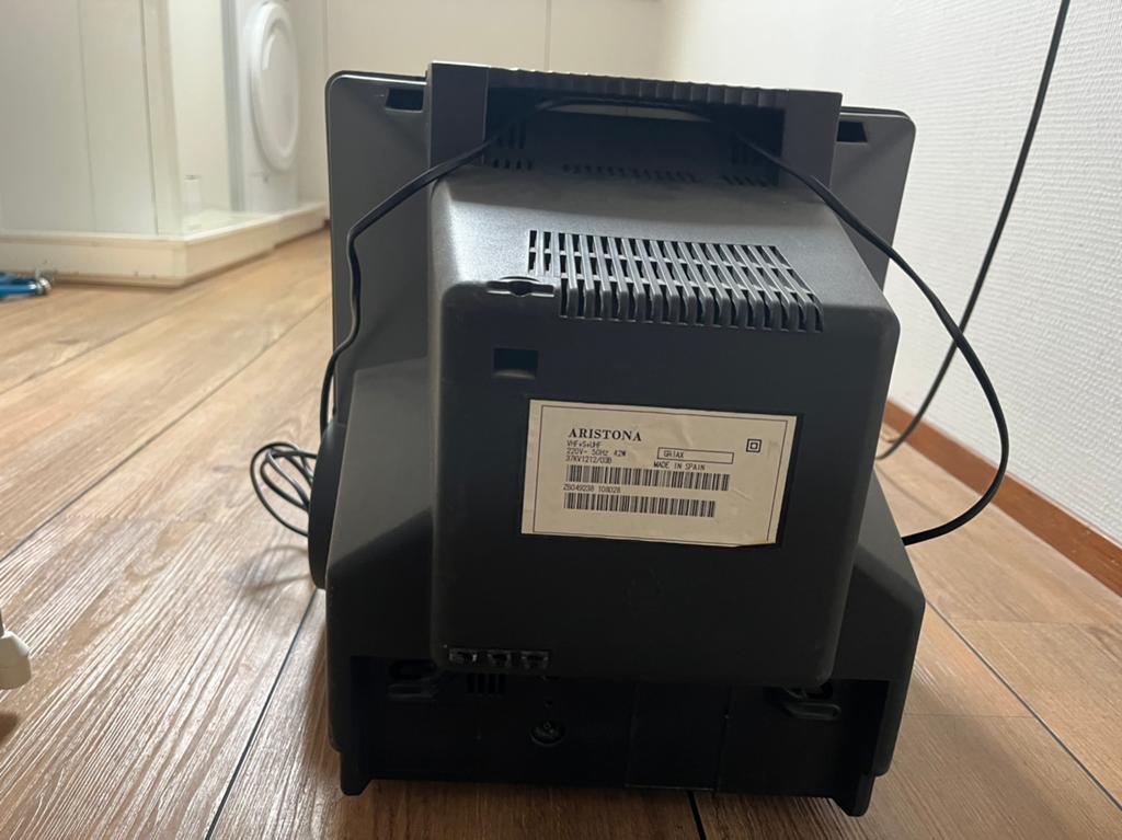 vintag aristona tv, Audio, Tv en Foto, Vintage Televisies, Ophalen, Gebruikt, Minder dan 40 cm, Philips