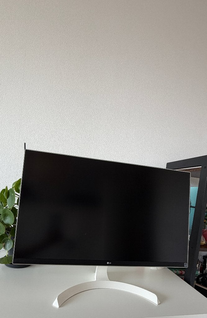 LG 27UD69-W 27" 4K UHD IPS Monitor - White/Silver, Ophalen, Gebruikt, Ultra HD (4K), HDMI