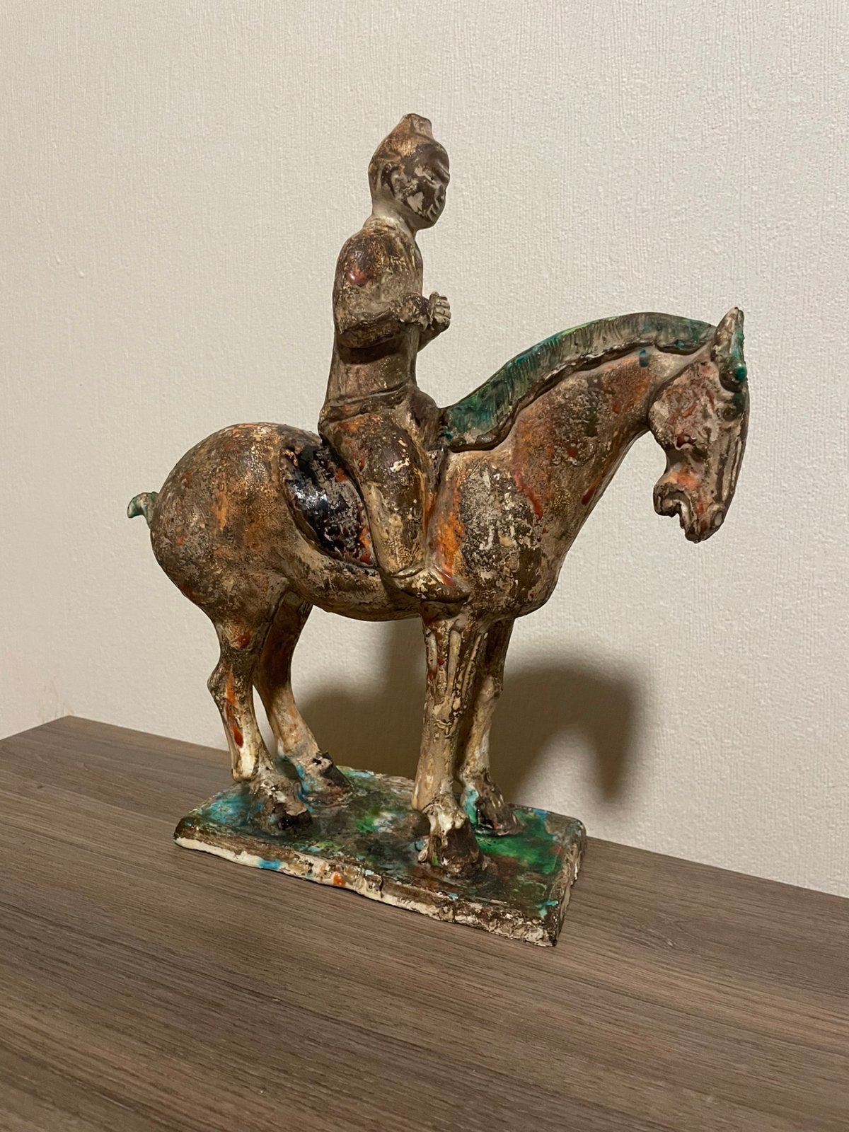 Oud Chinees terracotta paard met ruiter., Ophalen of Verzenden