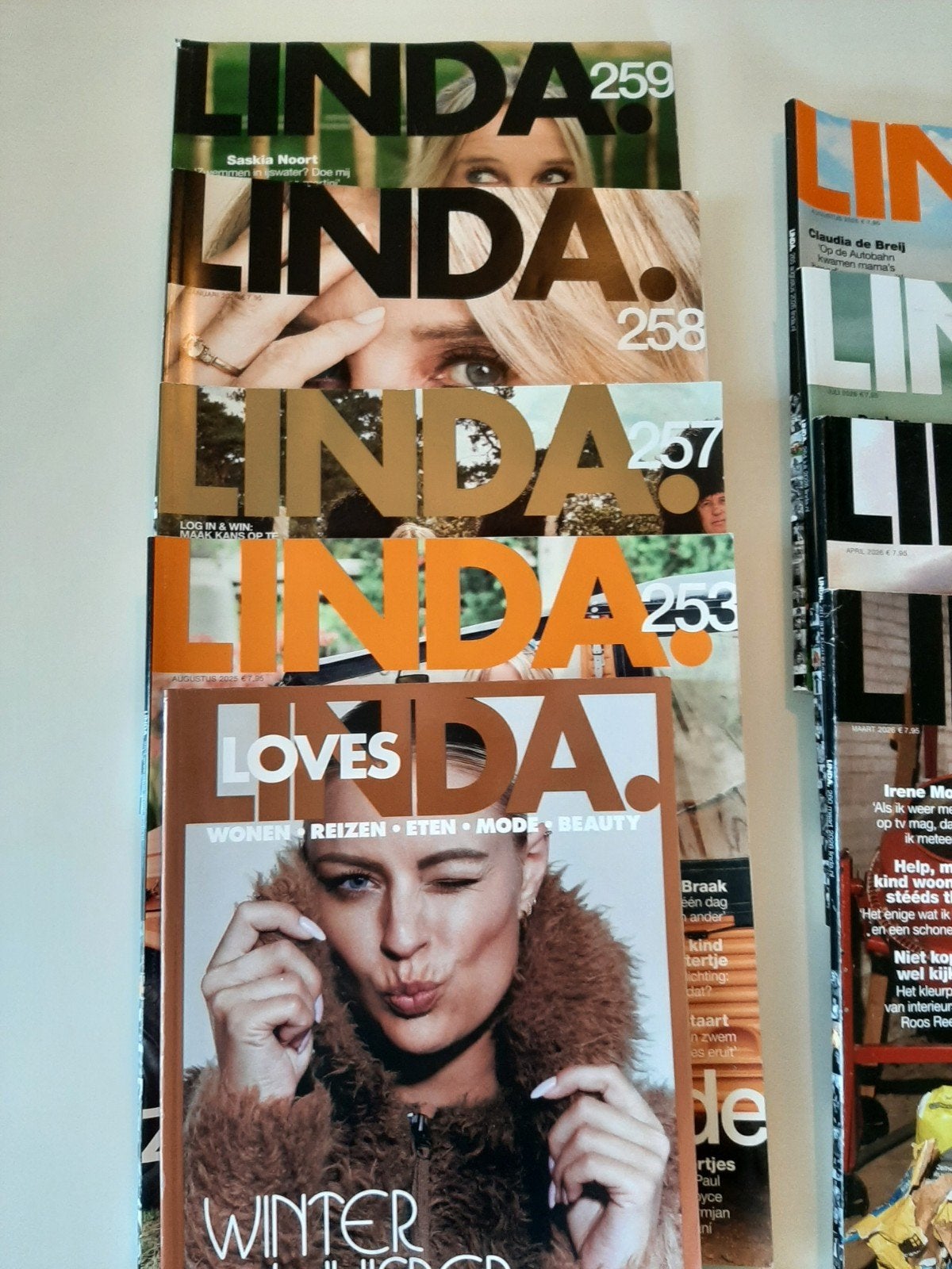 Linda magazine 11 stuks, Ophalen, Zo goed als nieuw, Damesbladen