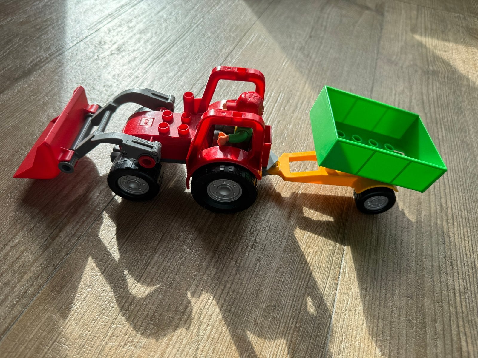 Duplo Rode tractor met voorlader en aanhanger, Ophalen of Verzenden, Gebruikt, Overige merken