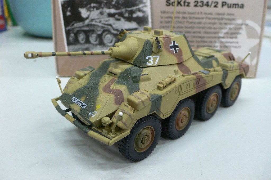 sdkfz 234/2 puma - atlas  1/43 -wehrmacht 1944-, Verzenden, Zo goed als nieuw, Overige typen, Overige merken
