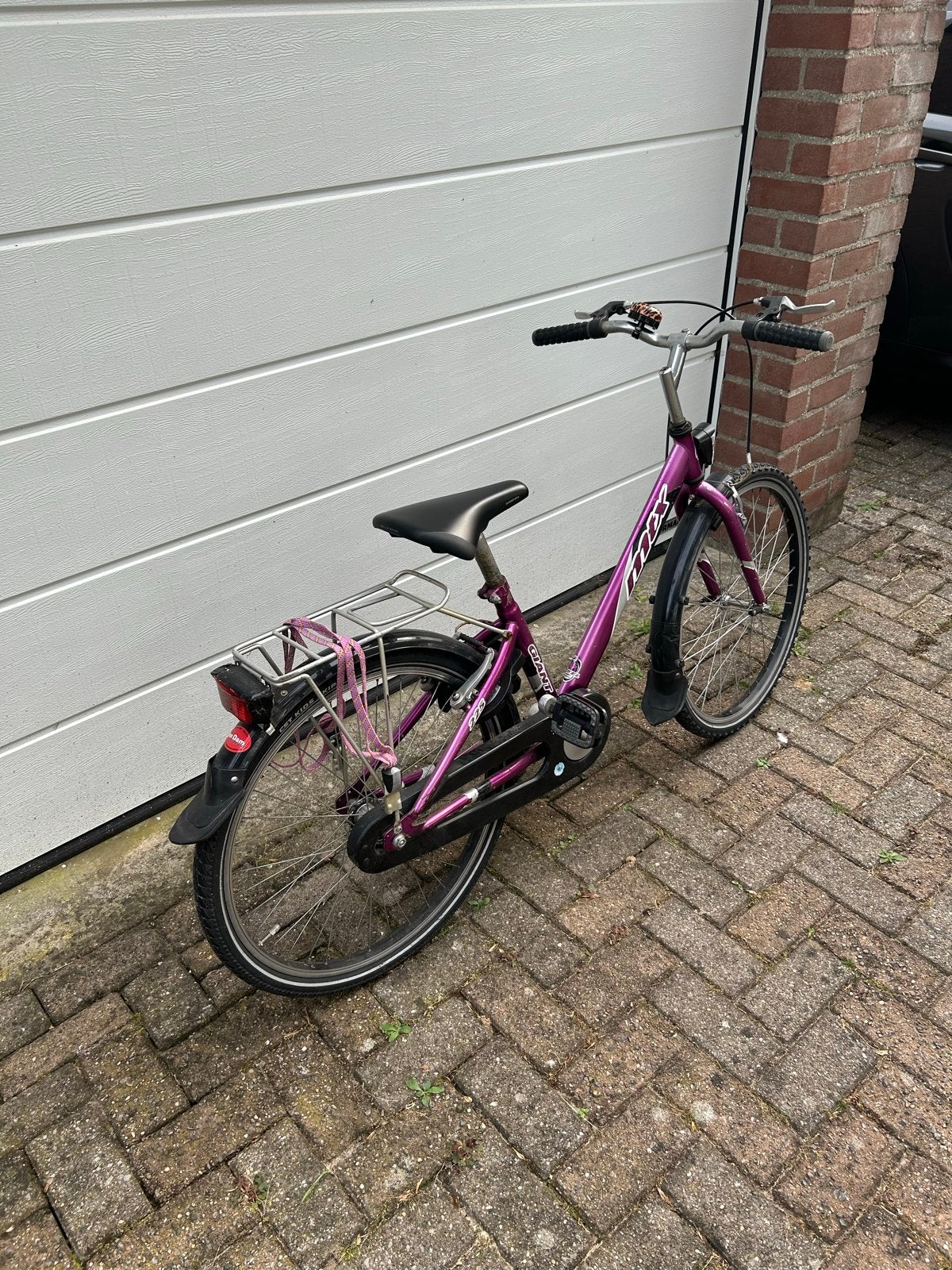 Giant MTX 24 inch meisjesfiets - paars, Fietsen en Brommers, Ophalen, Velgrem, Handrem, Gebruikt