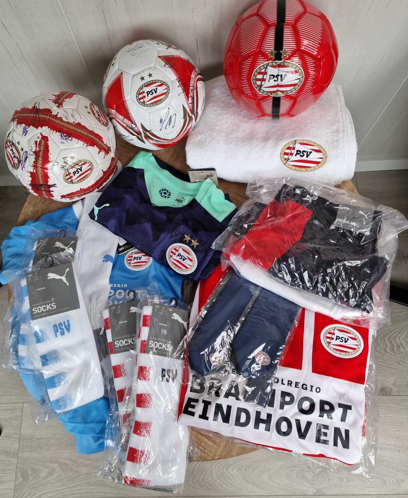 PSV Shirts, Shorts, Sokken, Handdoek & Ballen, Ophalen, Nieuw, Set