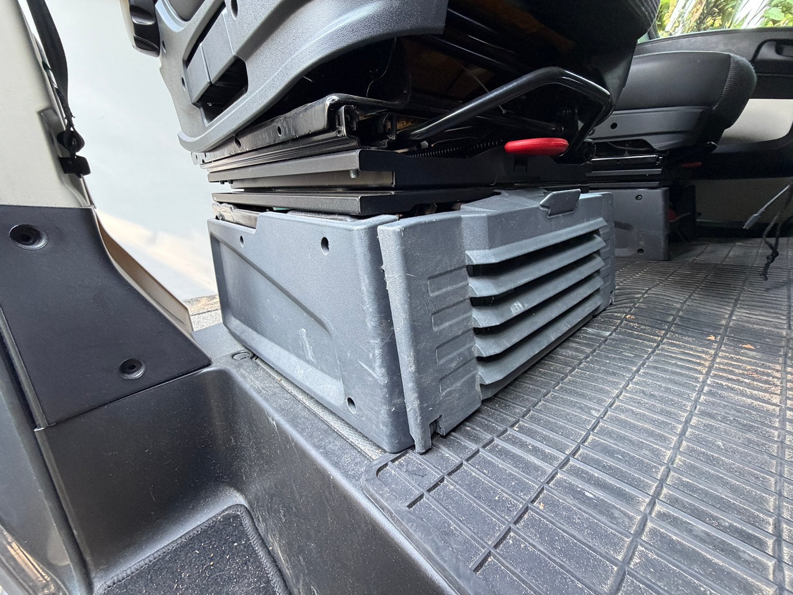 Stoelconsole met afdekkappen, ducato/boxer/jumper, Ophalen of Verzenden, Zo goed als nieuw