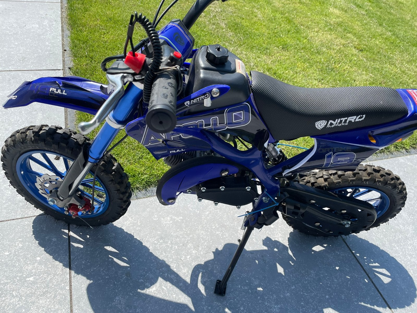 Nitro Apollo 19 Crossmotor + Crosshelm | Goede staat, Overige merken, Kinderen, Offroadhelm, Ophalen of Verzenden