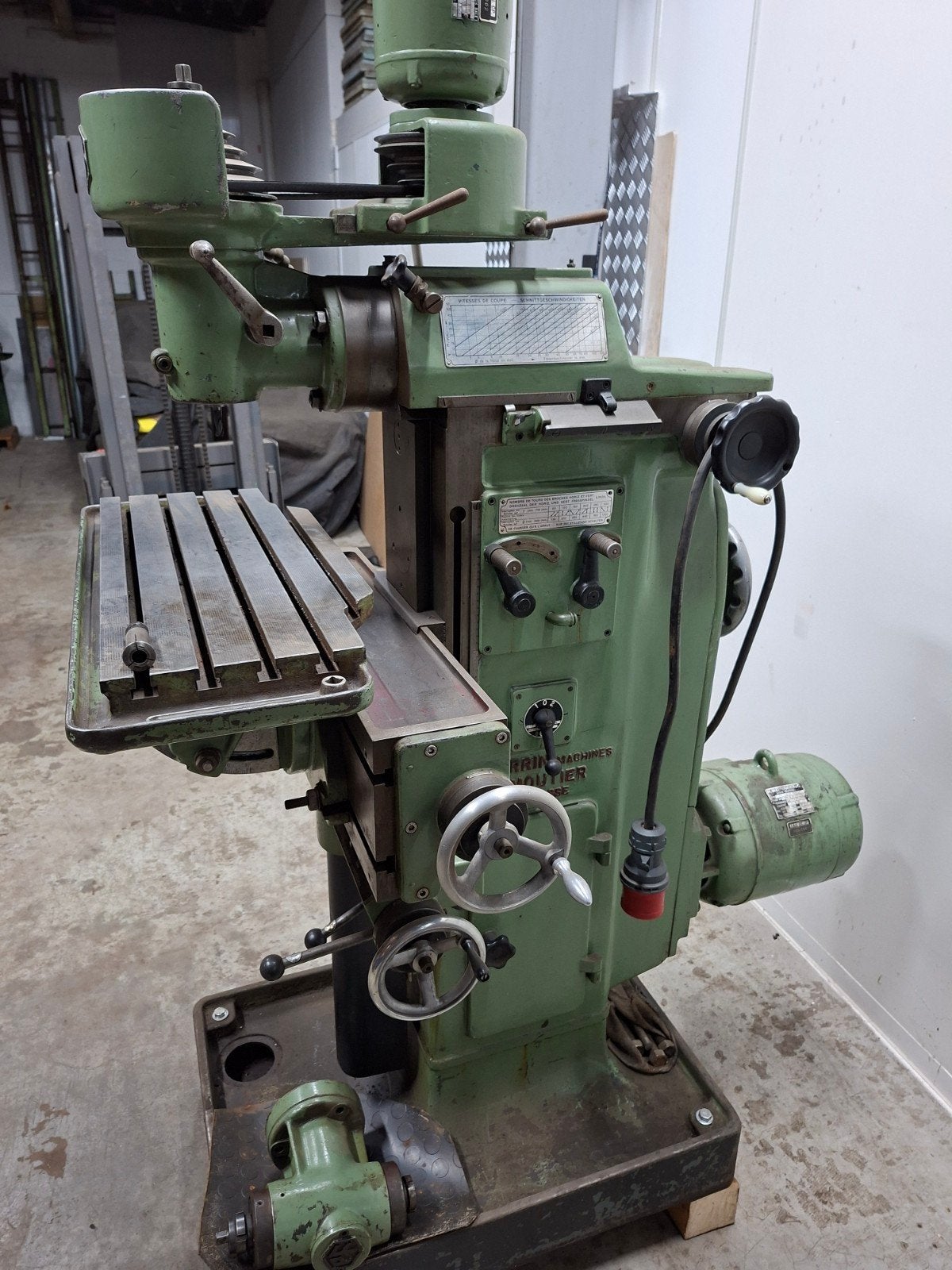 Robuuste Freesmachine - Perfect voor Metaalbewerking, Ophalen, Gebruikt, Elektrisch, Overige soorten