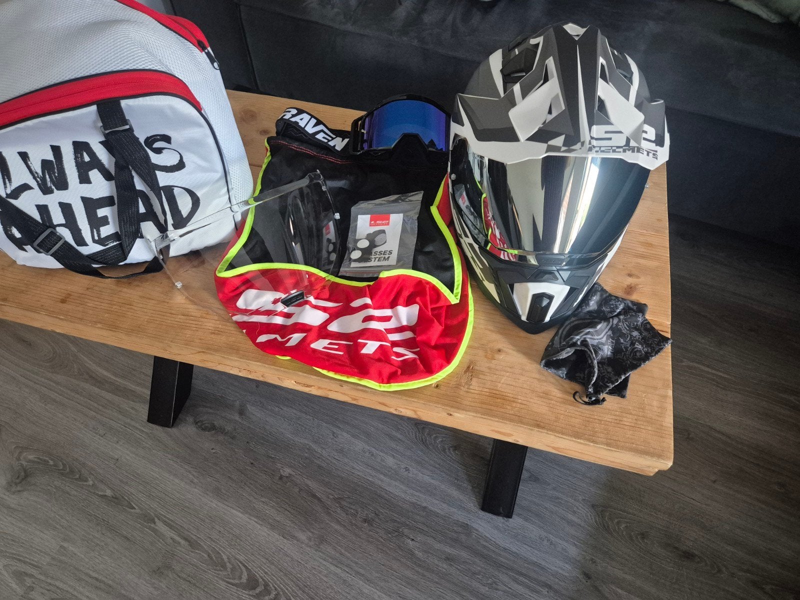 LS2 Offroadhelm met vizier en voorbereiding cardo  communica, Motoren, Kleding | Motorhelmen, L, Tweedehands, Ophalen, Overige merken