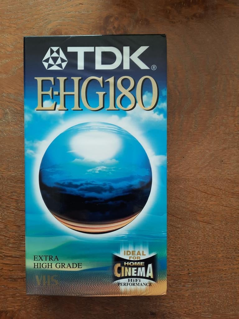 TDK E-180 HG! Opneembare VIDEOfilm *Nieuw* In verpakking!, Alle leeftijden, Ophalen of Verzenden, Nieuw in verpakking, Overige genres