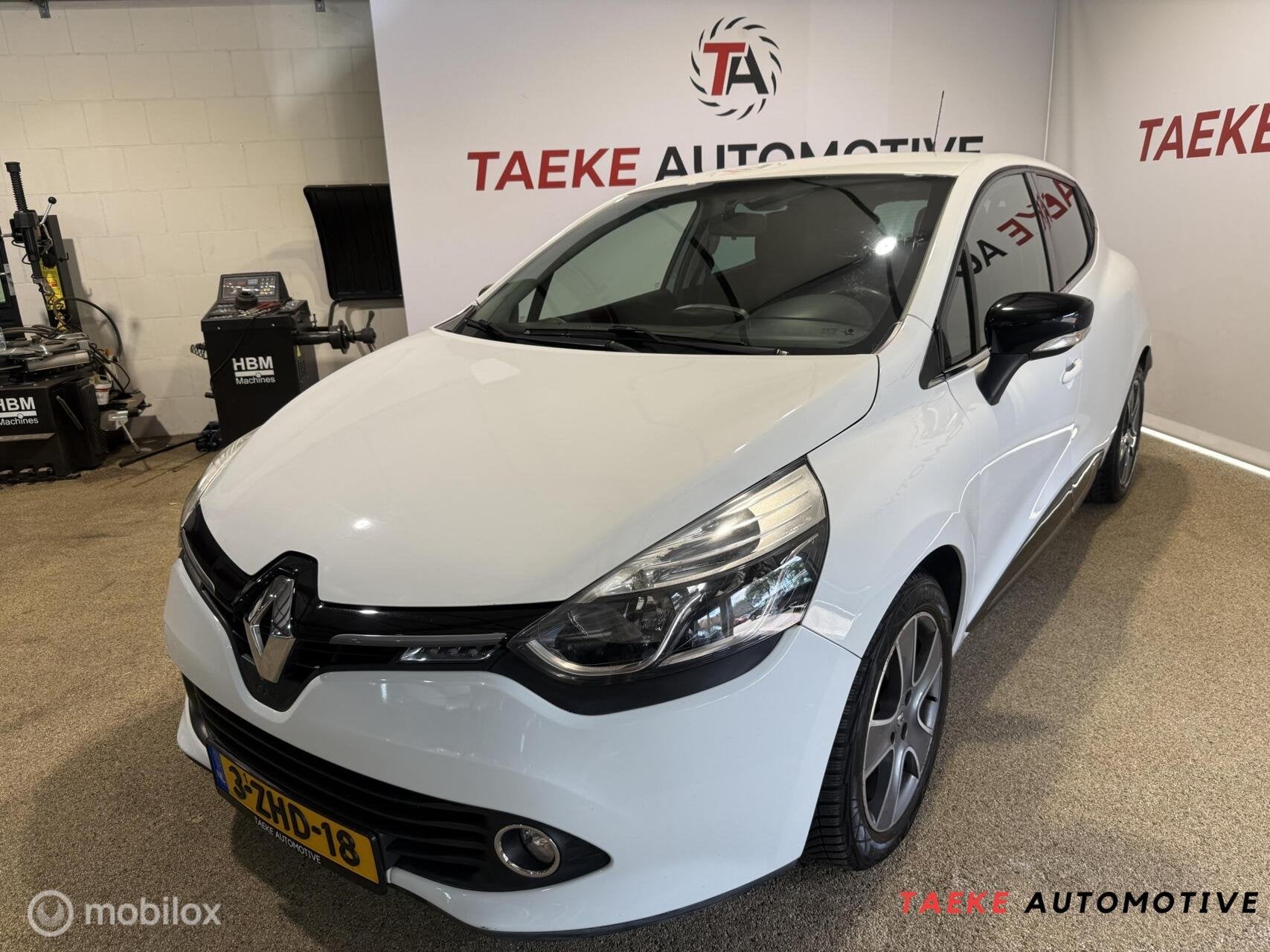 Renault Clio 0.9 TCe ECO Night&Day AIRC/CRUIS/SENSOR/CARPLAY, Auto's, Renault, Voorwielaandrijving, Stof, 540 kg, Origineel Nederlands