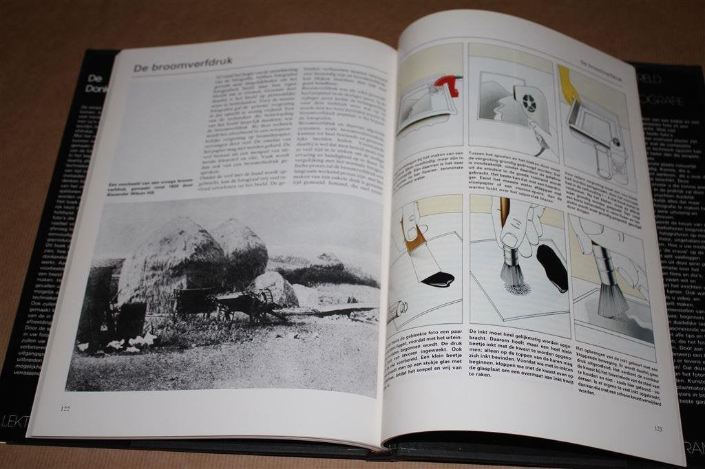 De donkere kamer. De wereld van de fotografie., Ophalen of Verzenden, Zo goed als nieuw, Fotografen