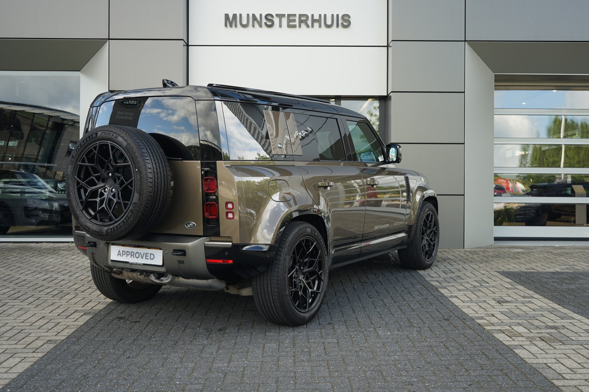 Land Rover Defender Hard Top 3.0 D200 110 MHEV X-Dynamic SE, 12 maanden, Automatische klimaatregeling, Bedrijf, Diesel