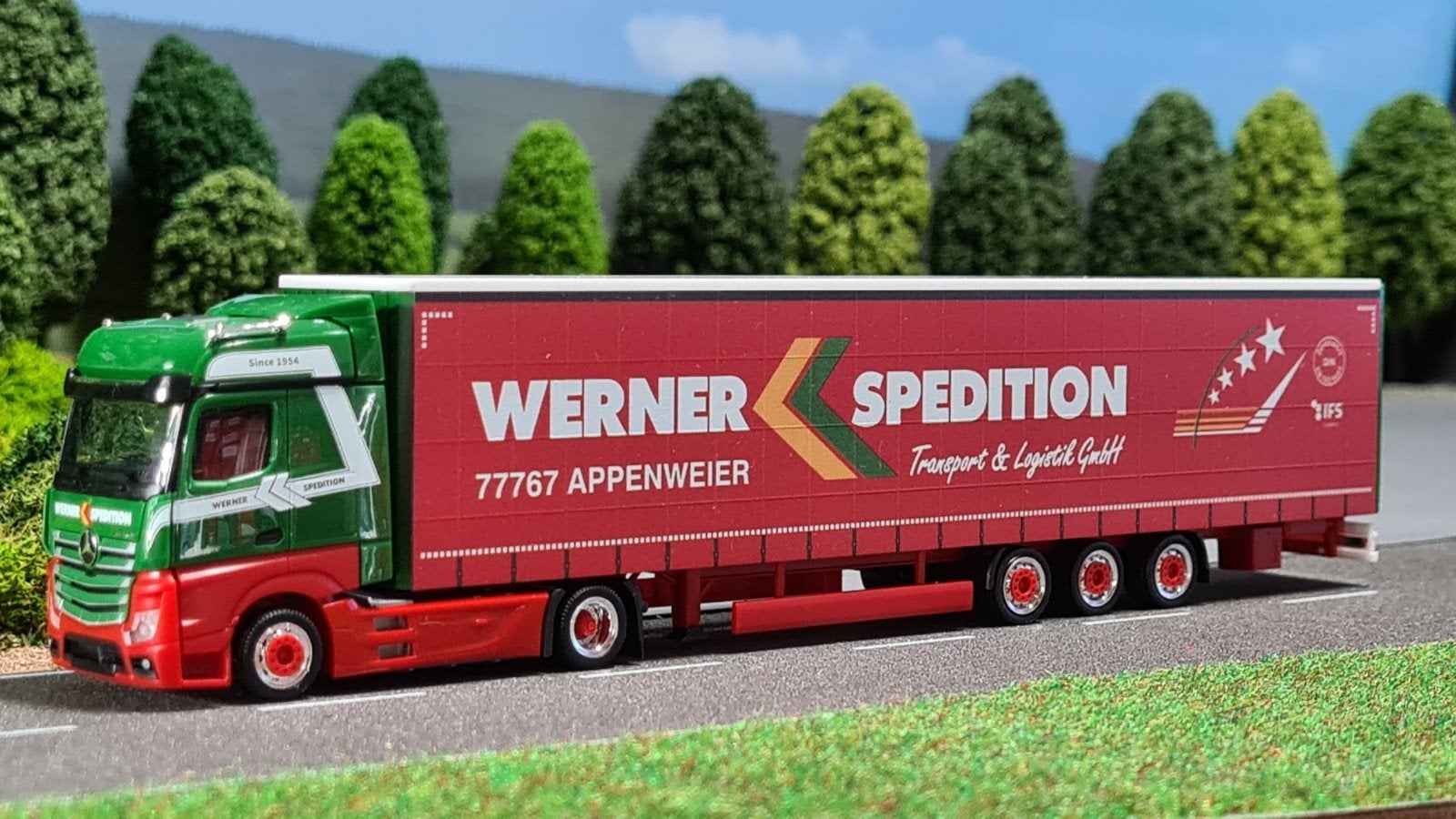 221 Herpa 1:87 Werner Mercedes 14.90 schuifzeiltrailer, Ophalen of Verzenden, Nieuw, Bus of Vrachtwagen, Herpa