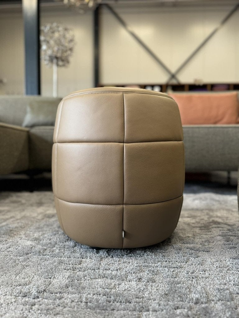 Nieuw Design on Stock Barrell 45 Loxton Dessert leer Poef, Minder dan 50 cm, Gompenstraat 15, Rond, Ophalen of Verzenden