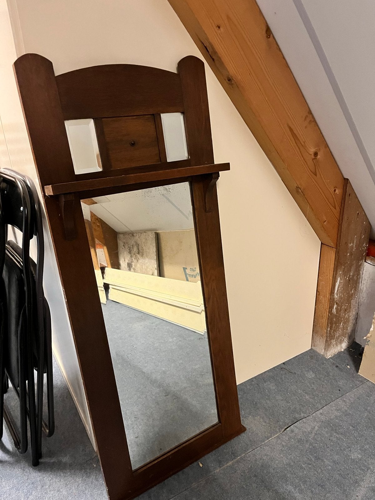 Antieke houten halspiegel met plankje, Ophalen, Rechthoekig, Minder dan 50 cm, 100 tot 150 cm