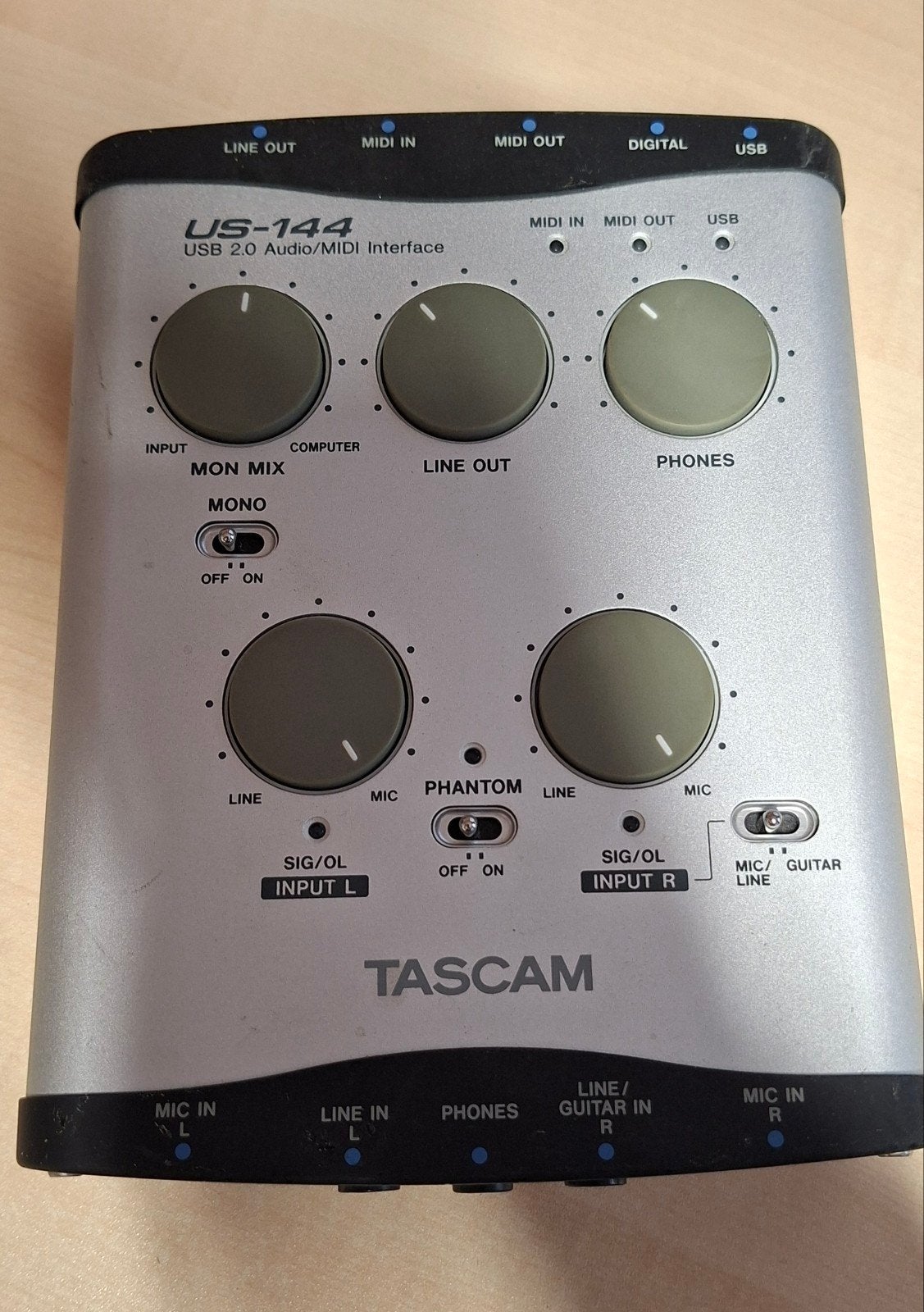Tascam US-144 USB 2.0 Audio/MIDI Interface, Ophalen of Verzenden, Gebruikt