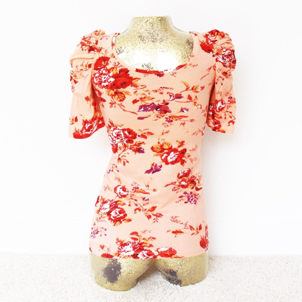 Pieces Shirtje34 (S) - 34 € 15,-, Kleding | Dames, T-shirts, Overige kleuren, Ophalen of Verzenden, Zo goed als nieuw, Korte mouw