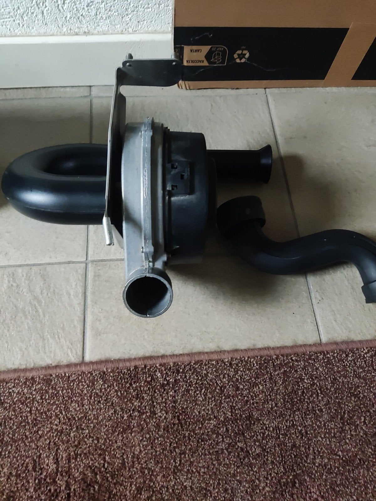 Nefit ecomline ventilator, Ophalen, Gebruikt, Minder dan 30 cm, Cv-ketel of Combi-ketel