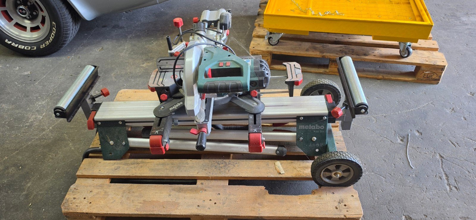 Metabo Afkortzaag met onderstel - Zo goed als nieuw, Doe-het-zelf en Verbouw, Gereedschap | Zaagmachines, Zo goed als nieuw, Afkortzaag