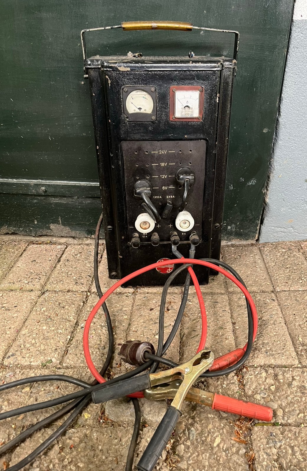 Vintage Philips industriele acculader, Antiek en Kunst, Antiek | Gereedschap en Instrumenten, Ophalen