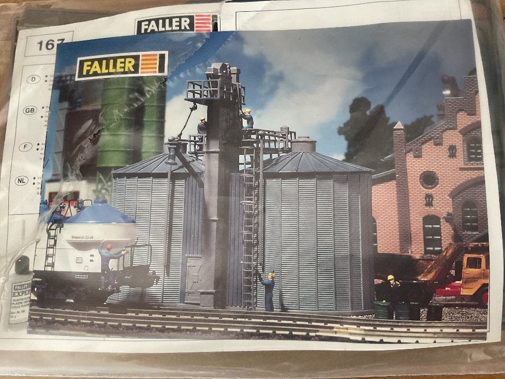 Faller dubbele silo, Overige merken, Gelijkstroom of Wisselstroom, Brug, Tunnel of Gebouw, Nieuw