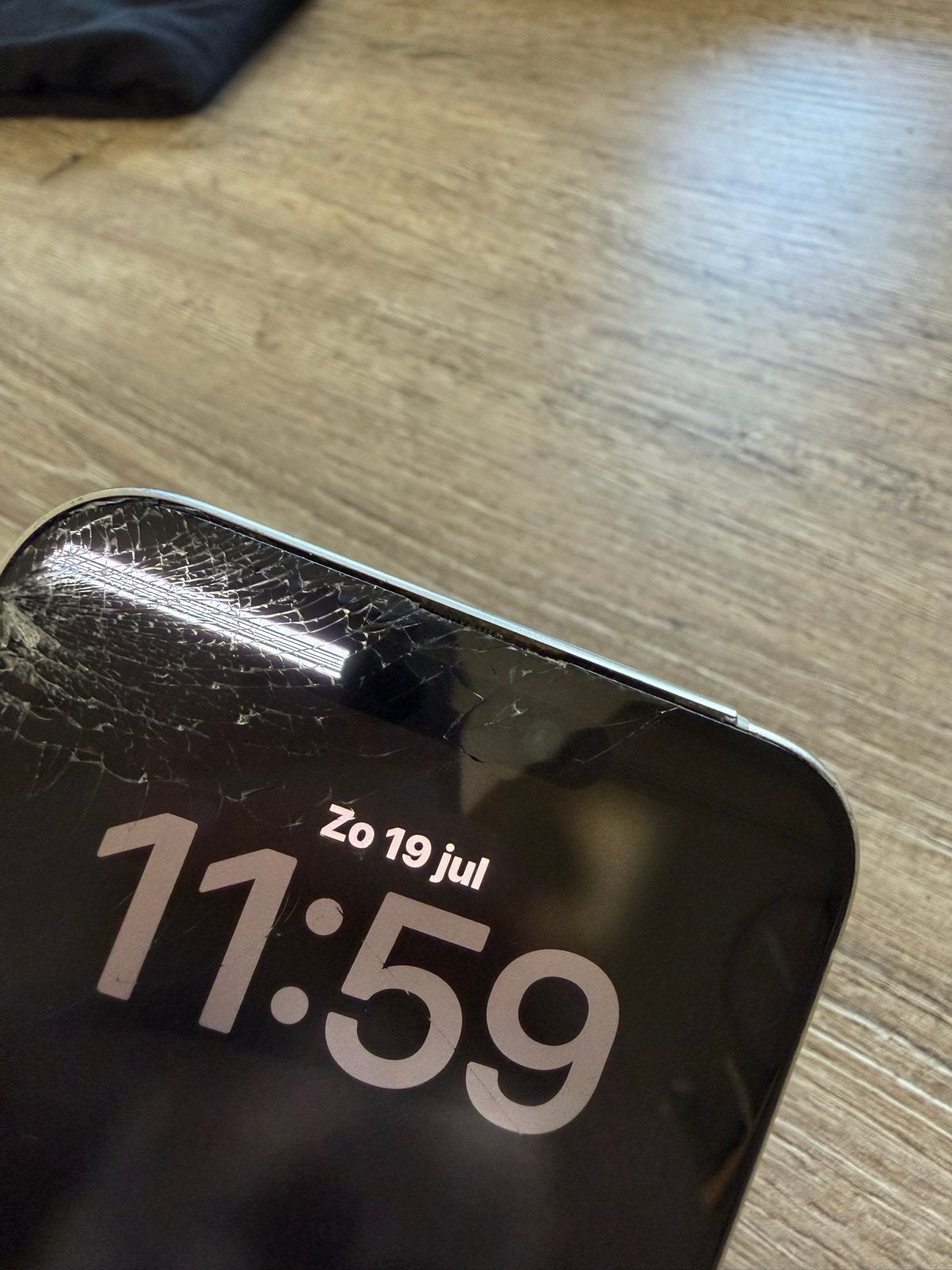 iPhone 15 Pro Max - Gebarsten scherm en achterkant, Telecommunicatie, Mobiele telefoons | Apple iPhone, 256 GB, Verzenden, Zwart