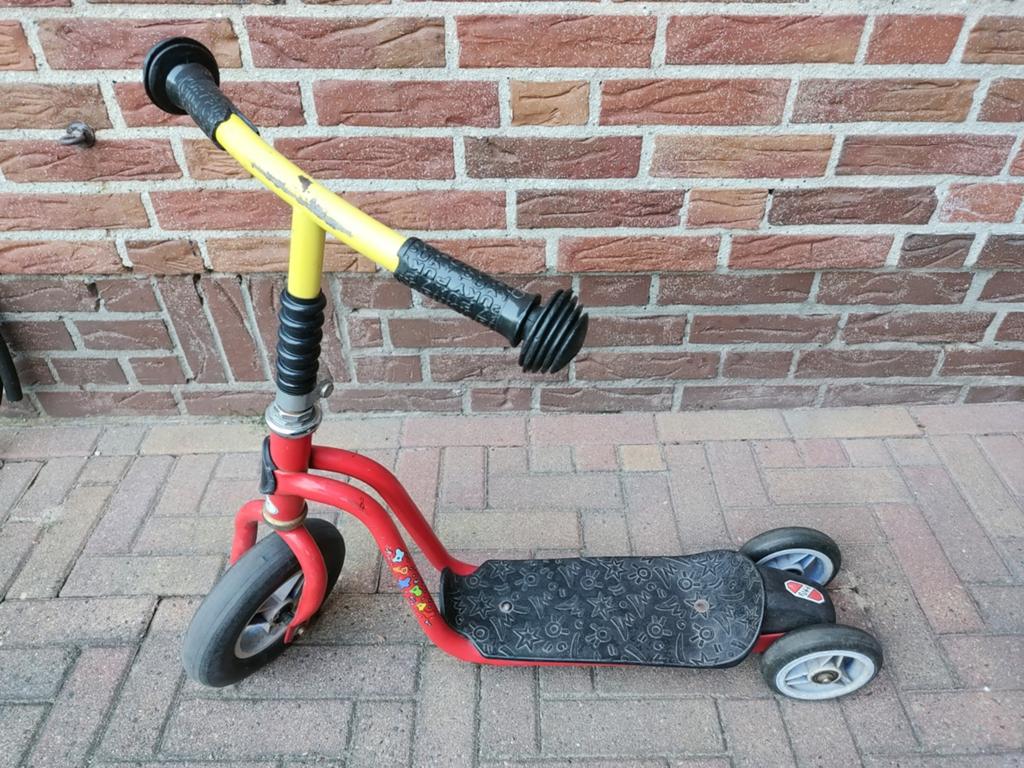 Puky step rood/geel voor kinderen, Fietsen en Brommers, Steps, Gebruikt, Gewone step, Ophalen