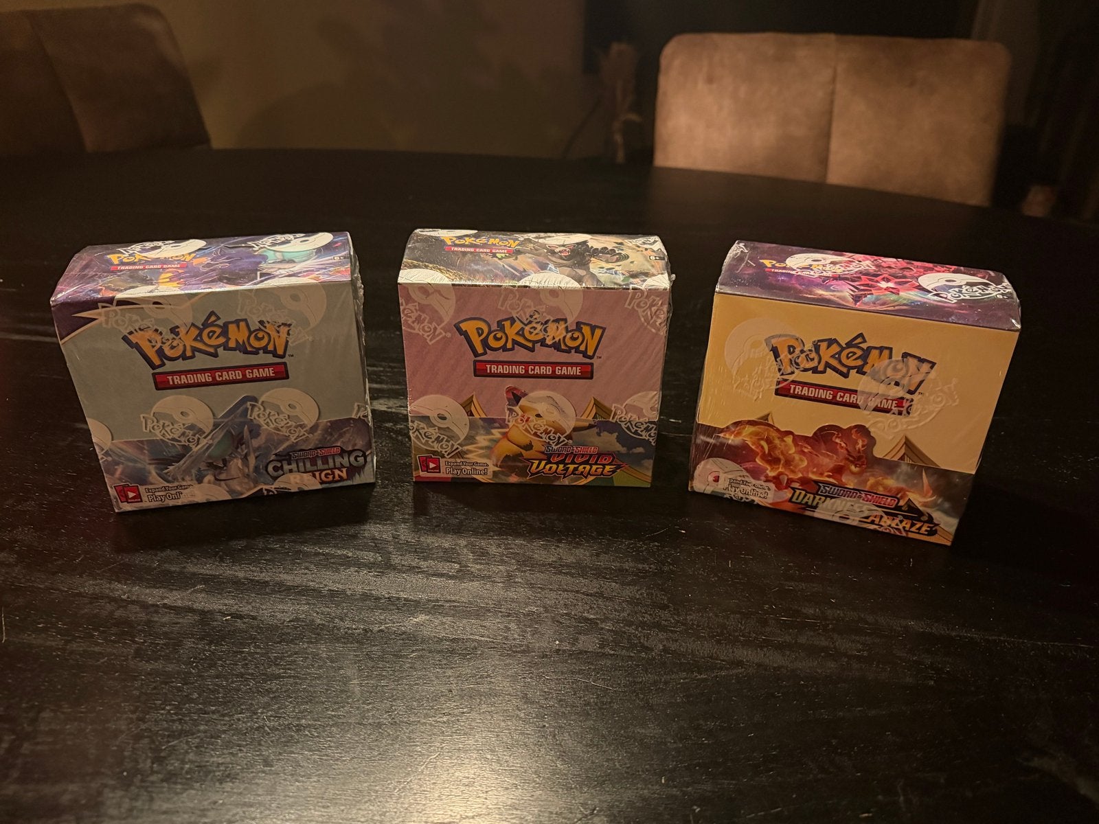 Pokémon Boosterboxen: Chilling Reign, Vivid Voltage, Darknes, Ophalen, Nieuw, Boosterbox