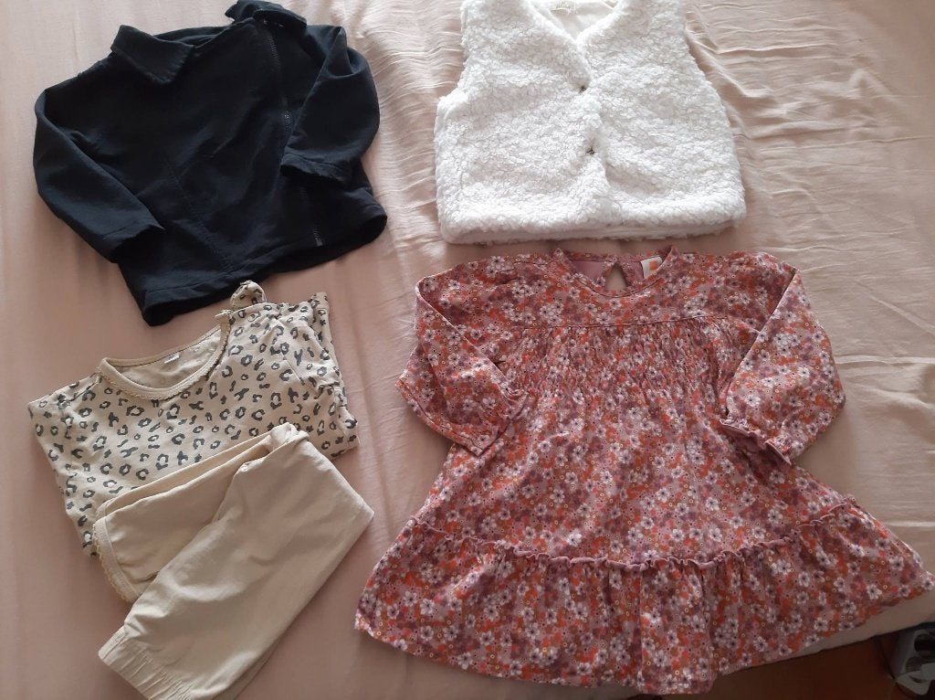 Babykleding pakketje meisjes Mt 80 ( 5 stuks ), Kinderen en Baby's, Ophalen of Verzenden, Zo goed als nieuw, Maat 68