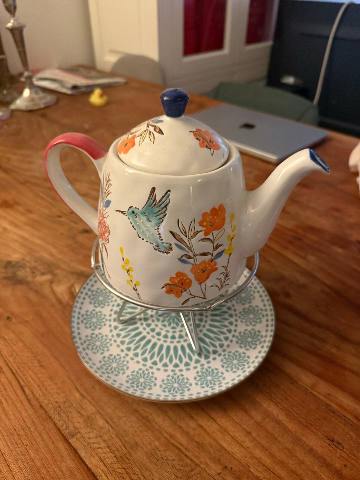Theepot met vogel- en bloemmotief en theelichtje, Gebruikt, Steen/keramiek, Meerkleurig, Overige merken