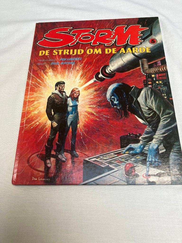 Storm deel  5 De Strijd om de Aarde HC 1e druk 1980, Don Lawrence/Dick Matena, Eén stripboek, Ophalen of Verzenden, Zo goed als nieuw