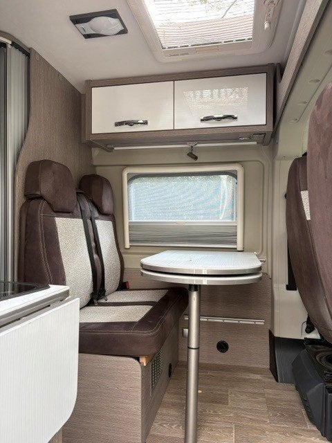 Pössl roadcruiser 640 AUTOMAAT | 150 pk | Lengtebedden, Caravans en Kamperen, Automaat, Buscamper of Camperbus, Raamblindering