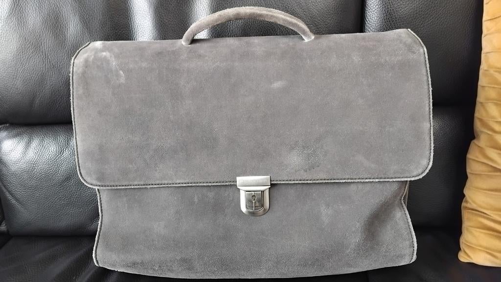 PLEVIER laptoptas, Computers en Software, Laptoptassen, Ophalen of Verzenden, 17 inch of meer, Zo goed als nieuw, Aktetas