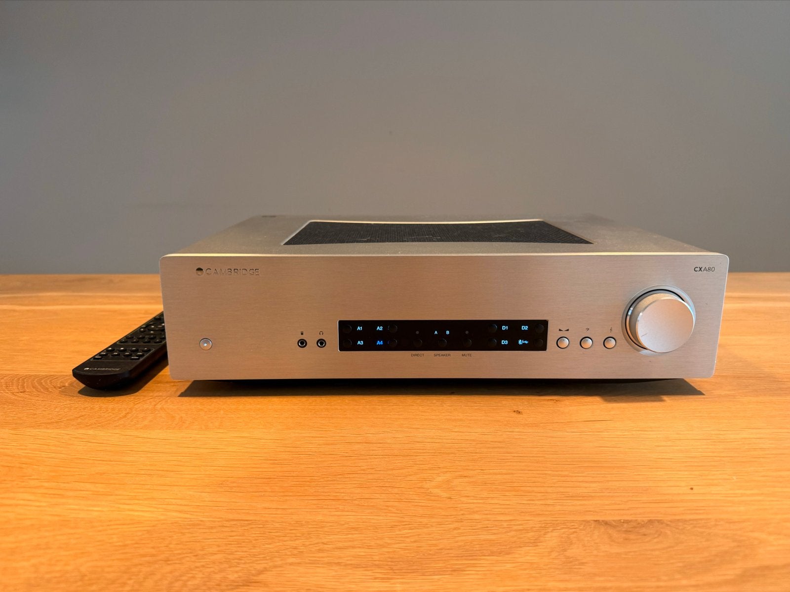 Cambridge Audio CXA80 geïntegreerde versterker, Zo goed als nieuw, 60 tot 120 watt, Stereo, Ophalen