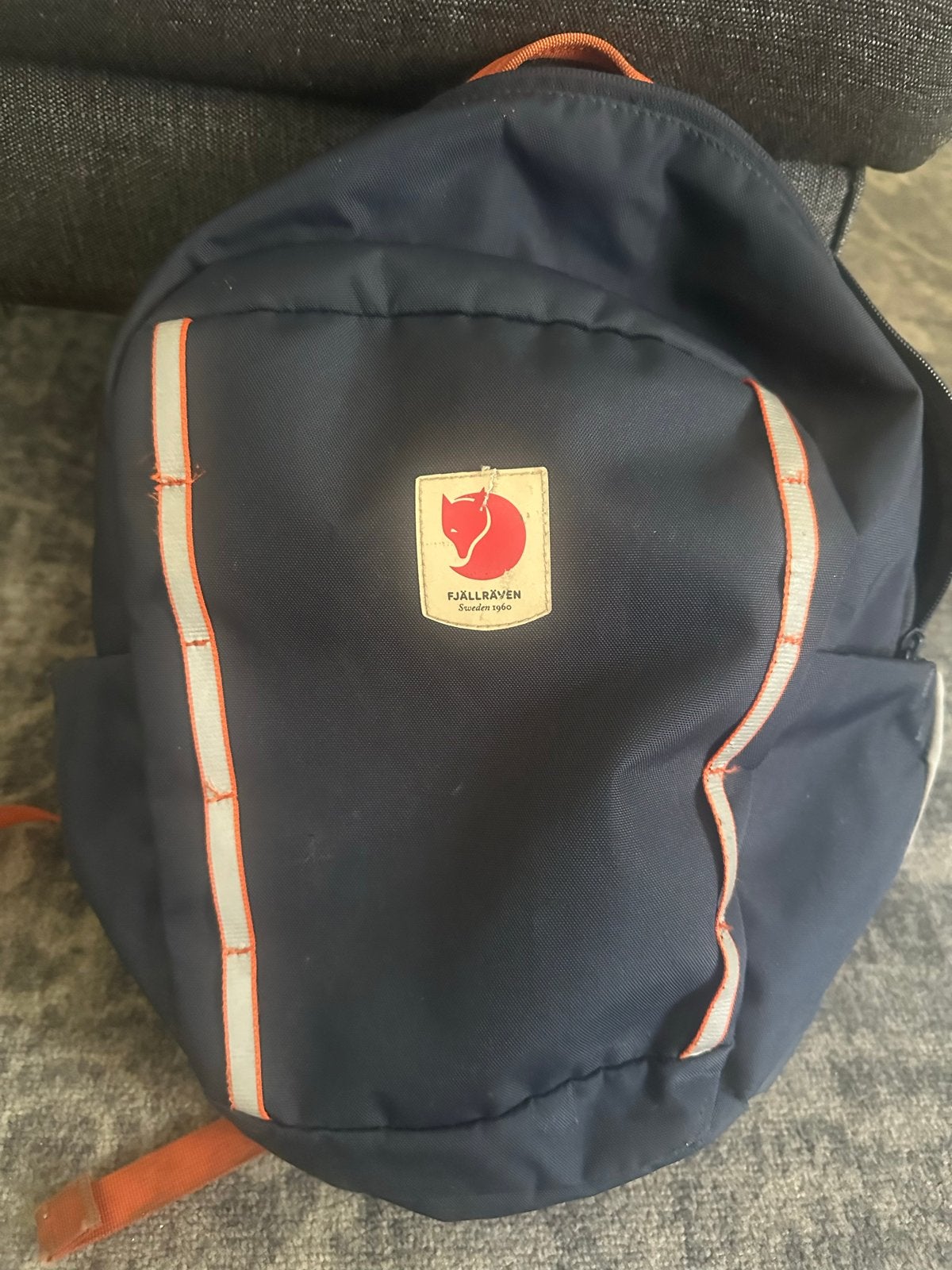 Fjällräven Skule Kids Rugzak - Blauw/Oranje, Sieraden, Tassen en Uiterlijk, Tassen | Rugtassen, Gebruikt, Overige merken, Minder dan 25 cm
