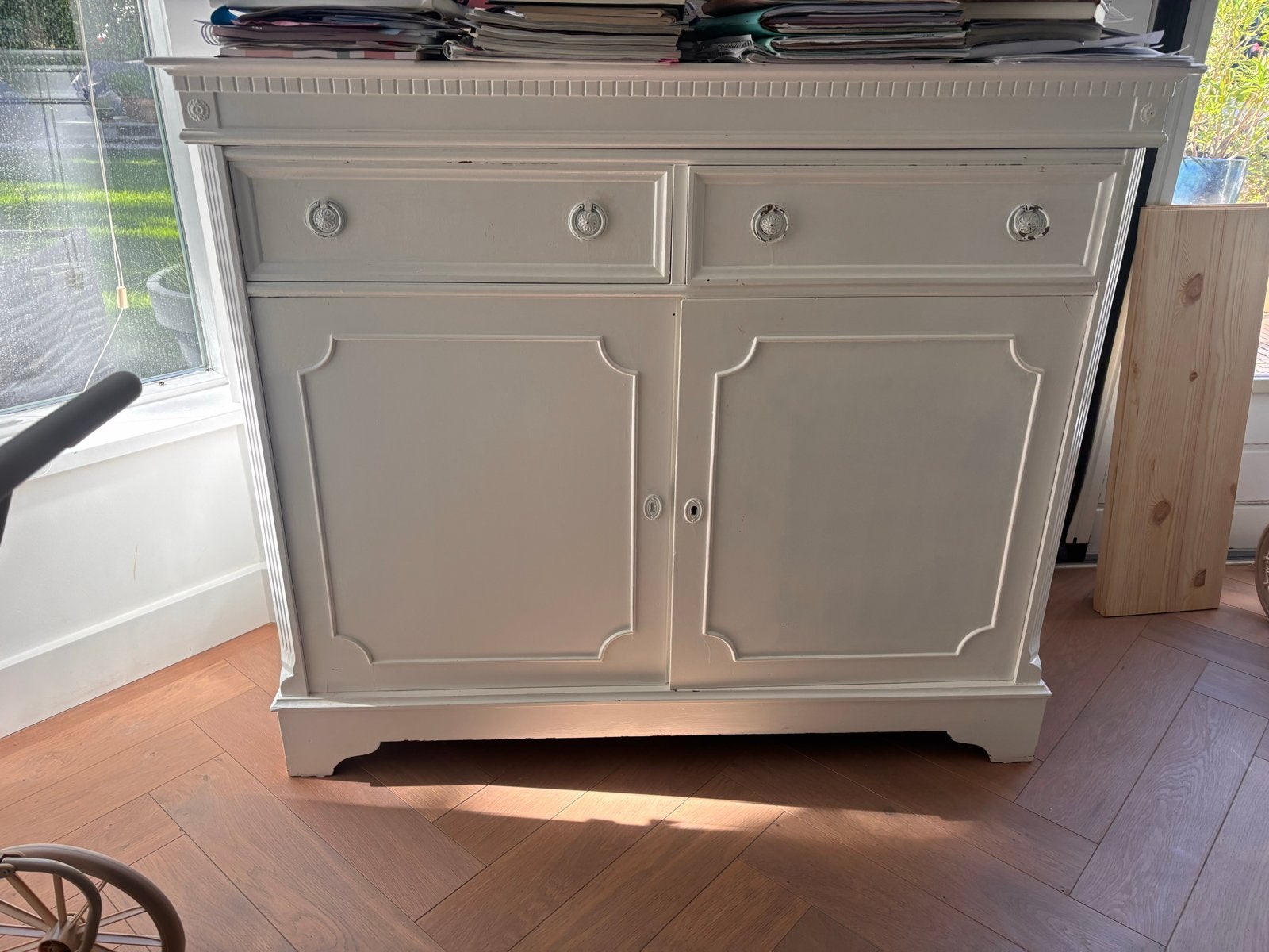 Wit dressoir, 110x100x46 cm, Huis en Inrichting, Kasten | Dressoirs, Gebruikt, 100 tot 150 cm, Ophalen of Verzenden, Met lade(s)