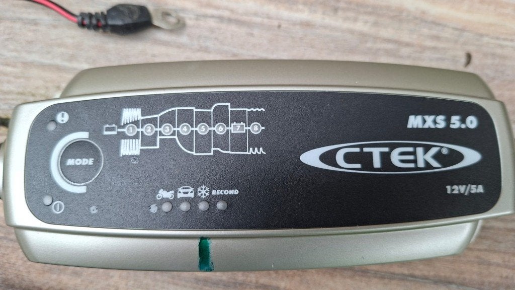 accu oplader/druppelaar CTEK MXS 5.0, Caravans en Kamperen, Caravan accessoires, Ophalen, Gebruikt
