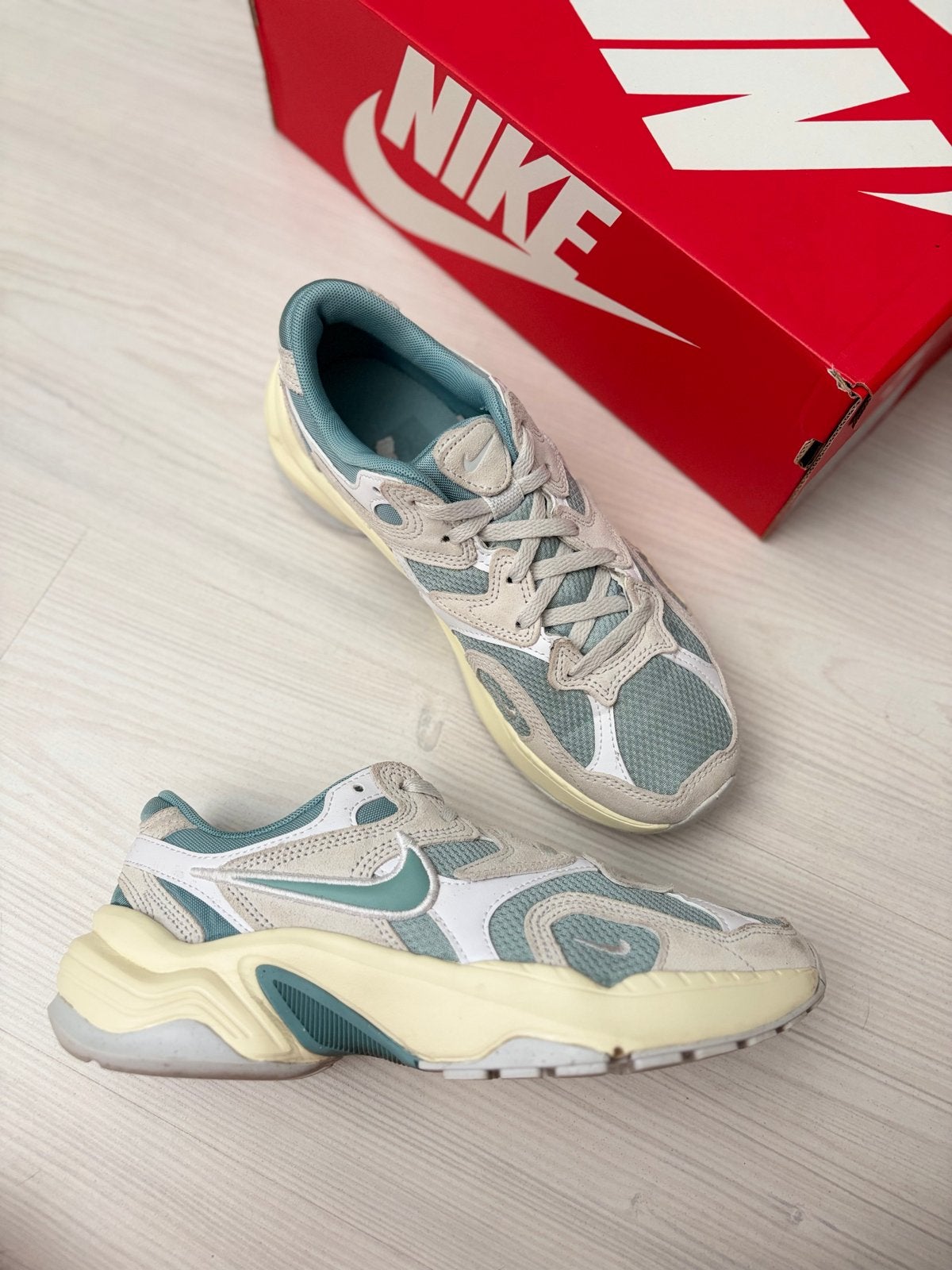 Nike AL8 Sneakers Maat 38 - Zo goed als nieuw, Overige kleuren, Ophalen of Verzenden, Sneakers of Gympen, Zo goed als nieuw