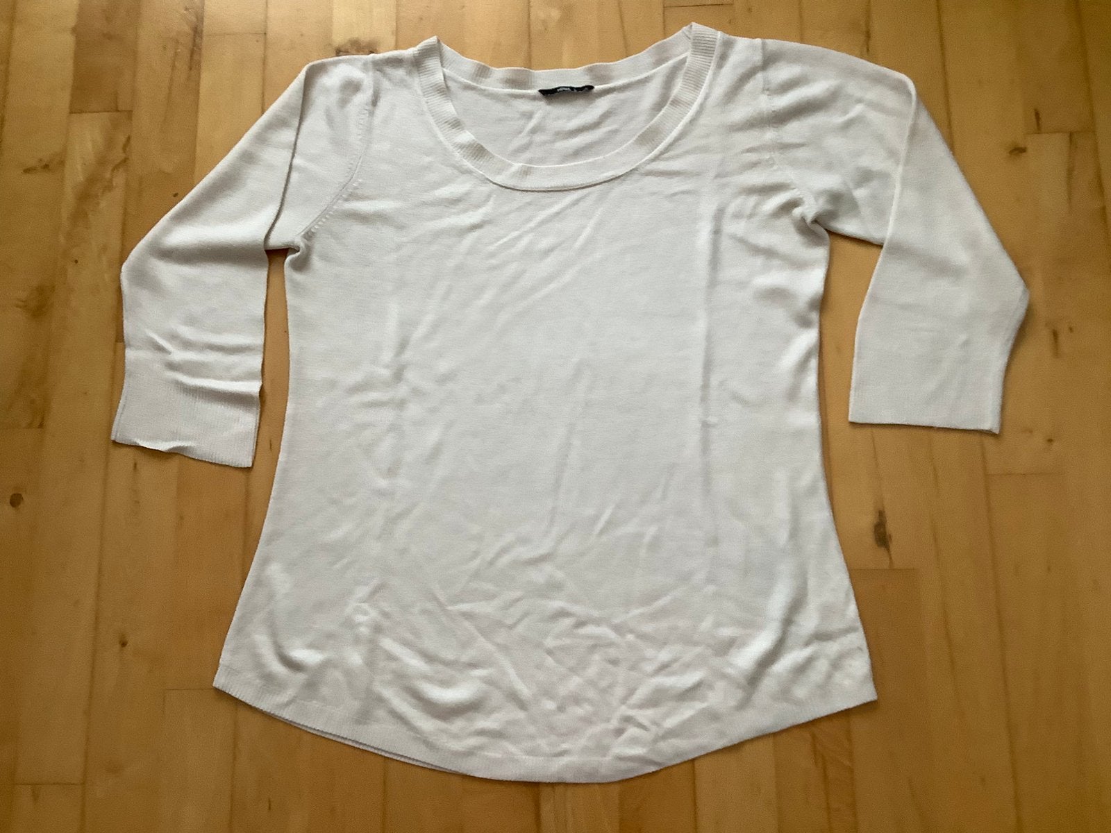 Zomer trui, ecru off white. Ronde hals, ronde onderkant. L., Ophalen of Verzenden, Zo goed als nieuw, Maat 42/44 (L), Wit