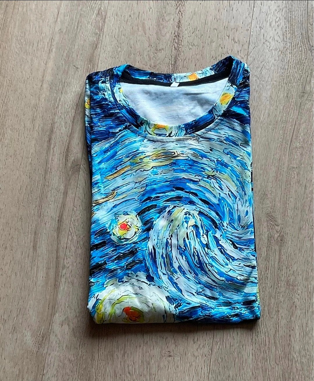 T-shirt met 'De Sterrennacht' opdruk - Van Gogh stijl, Onbekend, Meerkleurig, Overige maten, Ophalen of Verzenden