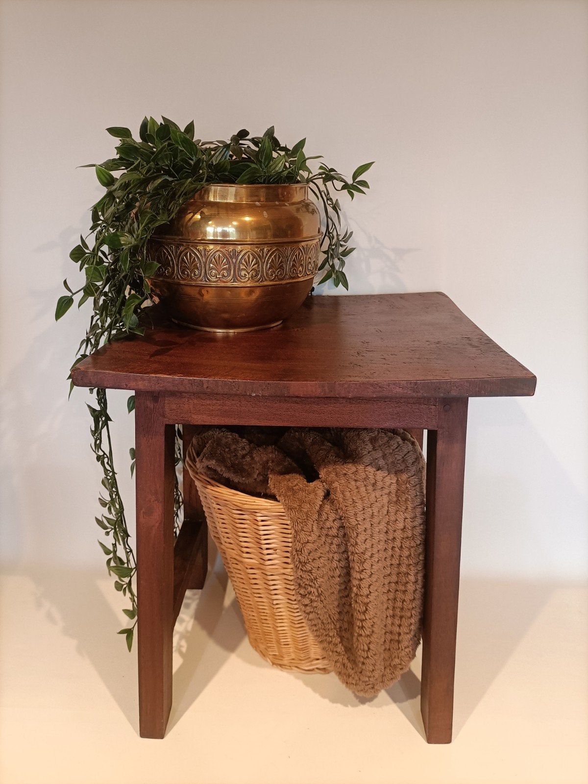Authentiek Massief Krukje / Bijzettafel met Penverbinding, Ophalen of Verzenden
