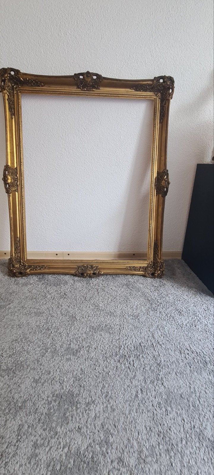 Oude houten lijst met sierrand - Goudkleurig, Huis en Inrichting, Woonaccessoires | Lijsten, Ophalen, Gebruikt, Schilderijlijst