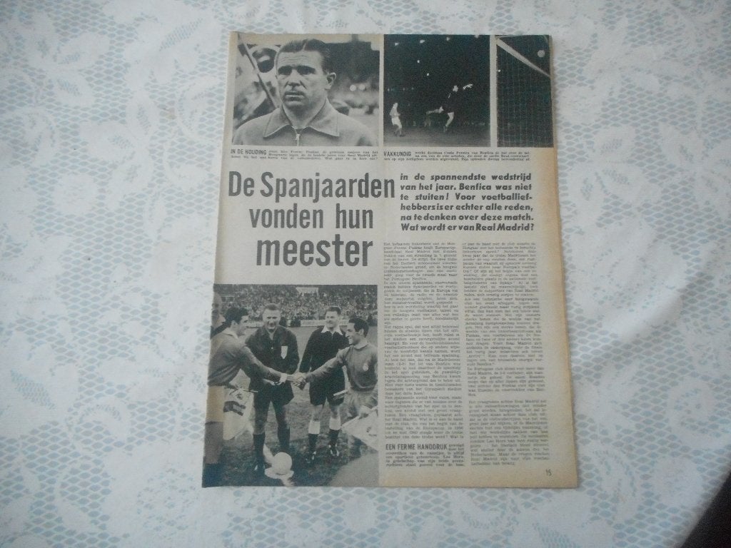 Voetbal. Benfica. Spanjaarden vonden meester. 1962., Verzamelen, Tijdschriften, Kranten en Knipsels, Ophalen of Verzenden, 1960 tot 1980