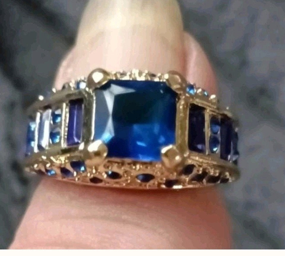 Ring saffier maat 17, Verzenden, Nieuw, Goud