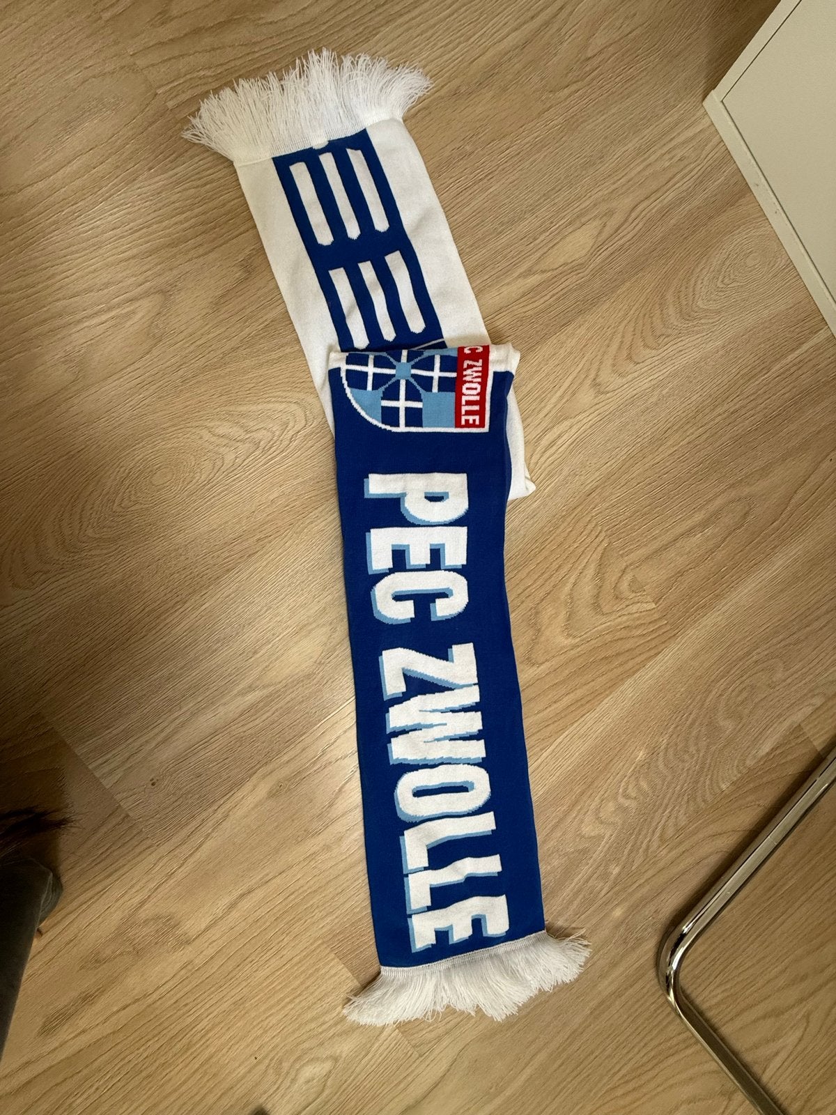 PEC Zwolle sjaal - Nieuw met label, Ophalen of Verzenden, Nieuw, Blauw, Met patroon