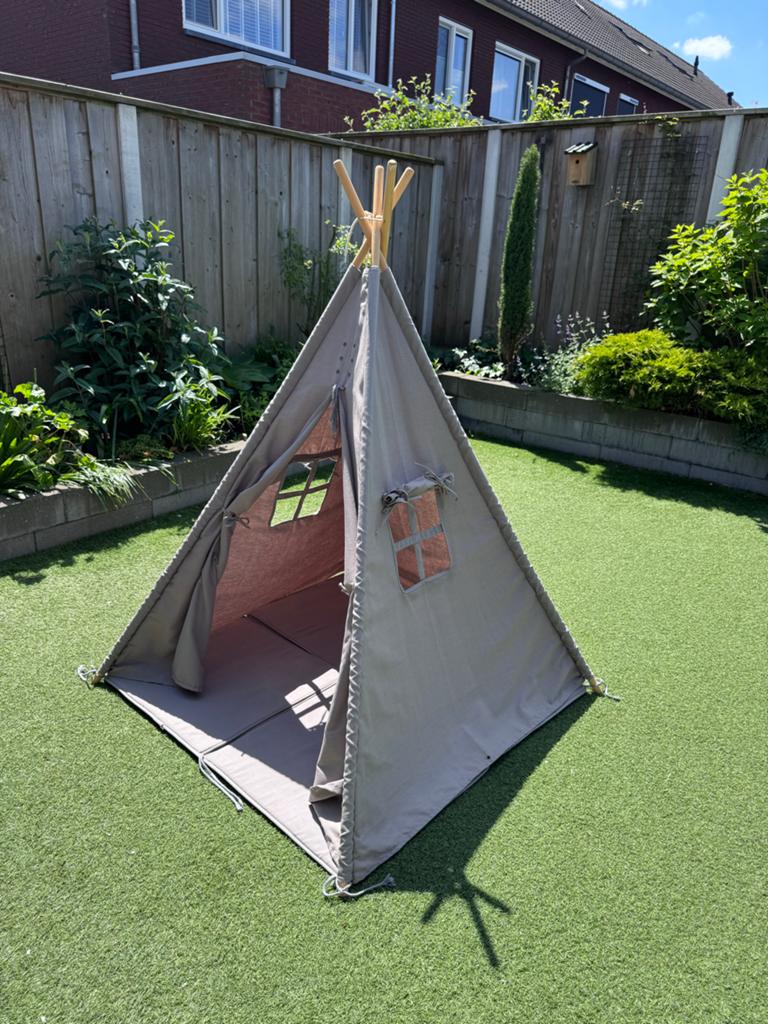 Kinder speeltent tipi - 159x120x120 cm, Ophalen, Zo goed als nieuw