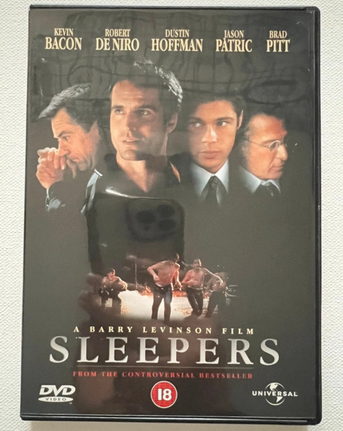 Sleepers, Alle leeftijden, Verzenden, Zo goed als nieuw, Actiethriller